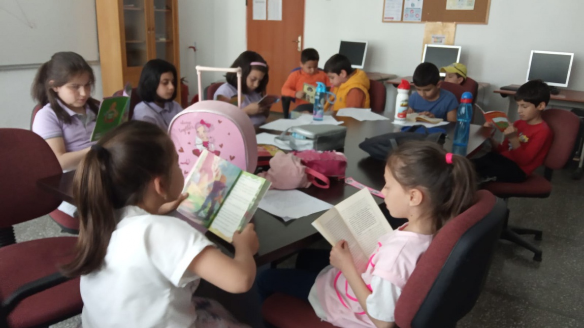 Hızlı Okuma Yazma Kursu Öğrencilerimiz İle Kitap Okuma Etkinliği Gerçekleştirdik